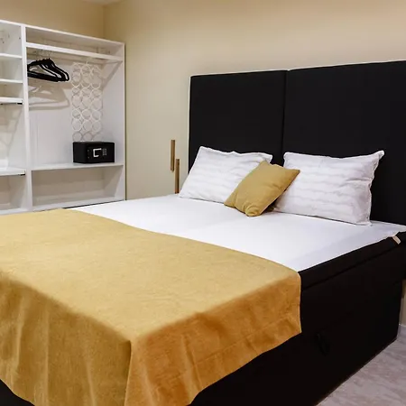 Tirol -green Велико-Тырново